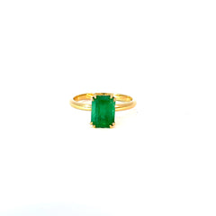 Anillo Solitario en Oro Amarillo con Esmeralda 1.52 ct