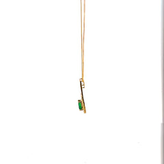 Dije de Esmeralda en Oro Amarillo
