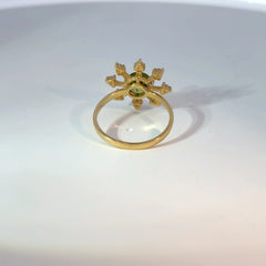 Anillo oro amarillo Peridot y Moissanitas