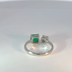 Anillo oro blanco toi et moi esmeralda y diamante