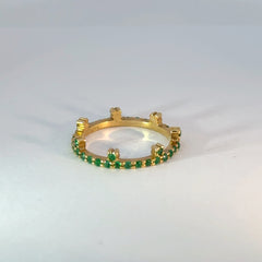 Anillo de Eternidad en Oro Amarillo con Esmeraldas de Talla Brillante