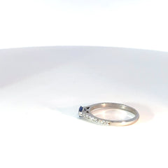 Anillo en Plata con Zafiro Azul y diamantes