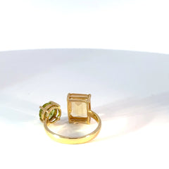 Anillo de Oro Amarillo con citrino y peridot