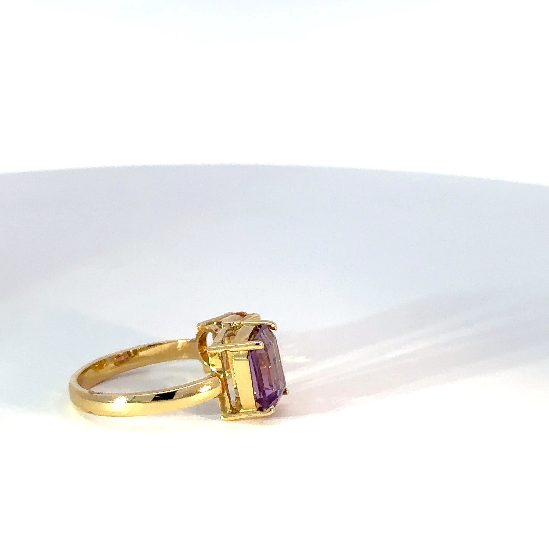 Anillo oro amarillo Amatista y Citrino