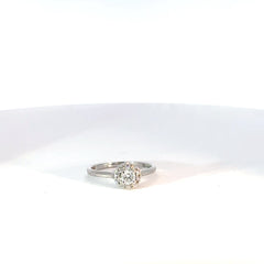 Anillo oro blanco diamante natural halo redondo