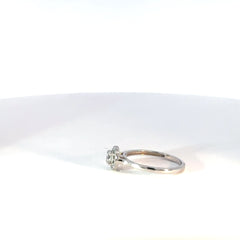 Anillo oro blanco diamante natural halo redondo