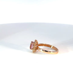 Anillo de Oro Rosa con Turmalina Ovalada Rosada