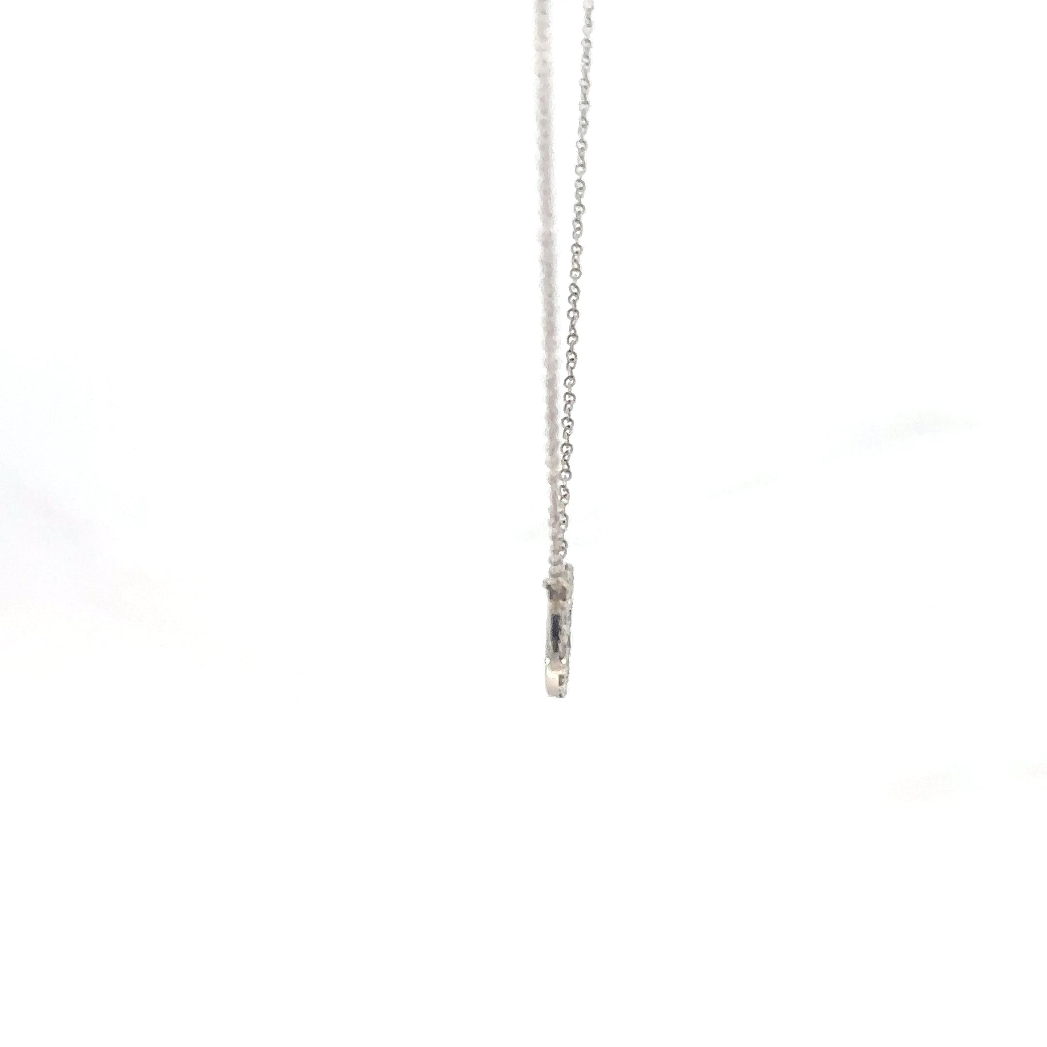 Cadena en Oro Blanco con Diamantes