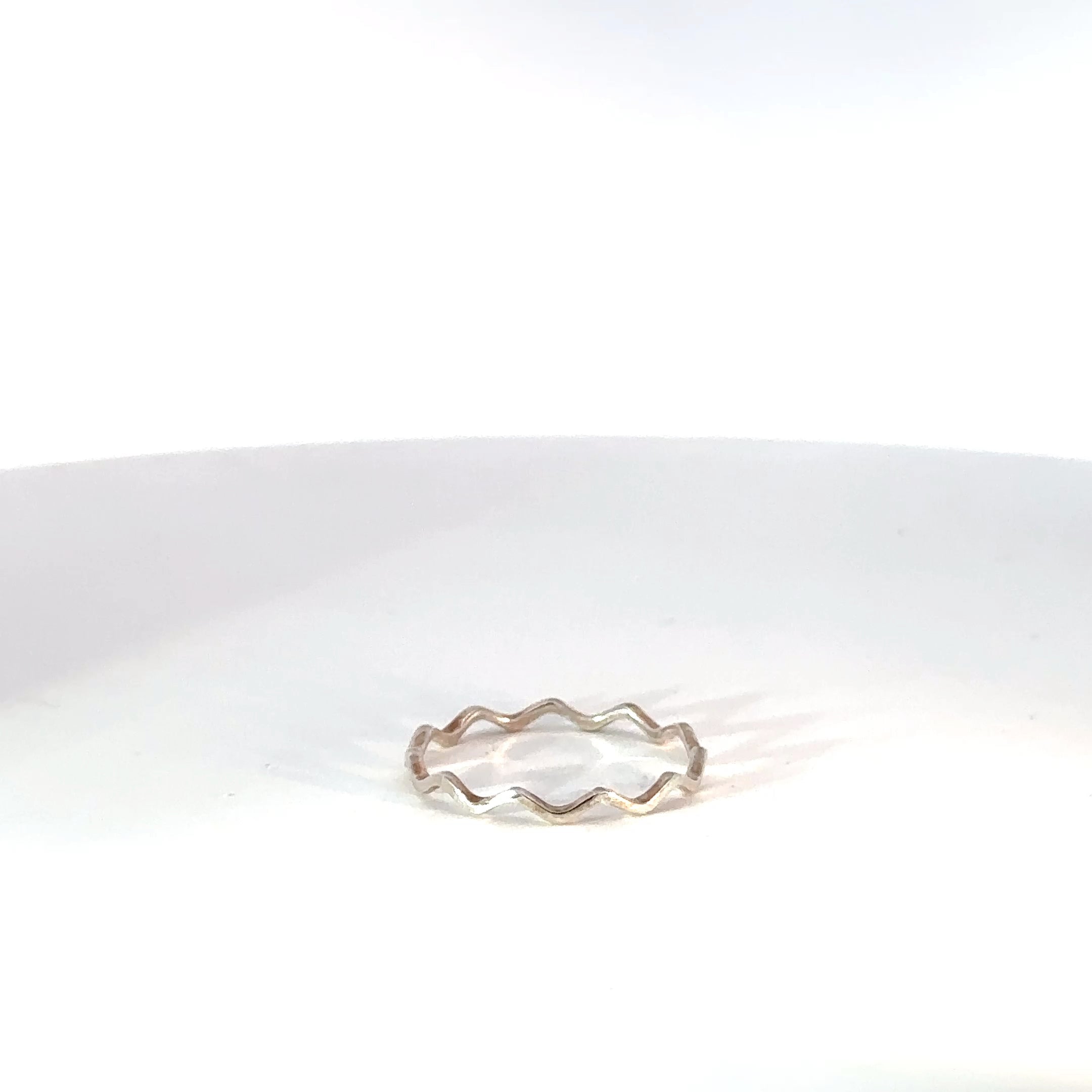 Anillo en Zigzag en Plata
