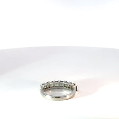 Anillo Cintillo en Plata con espinela de Colores