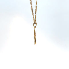 Dije Cruz silueta en Oro Amarillo y circones