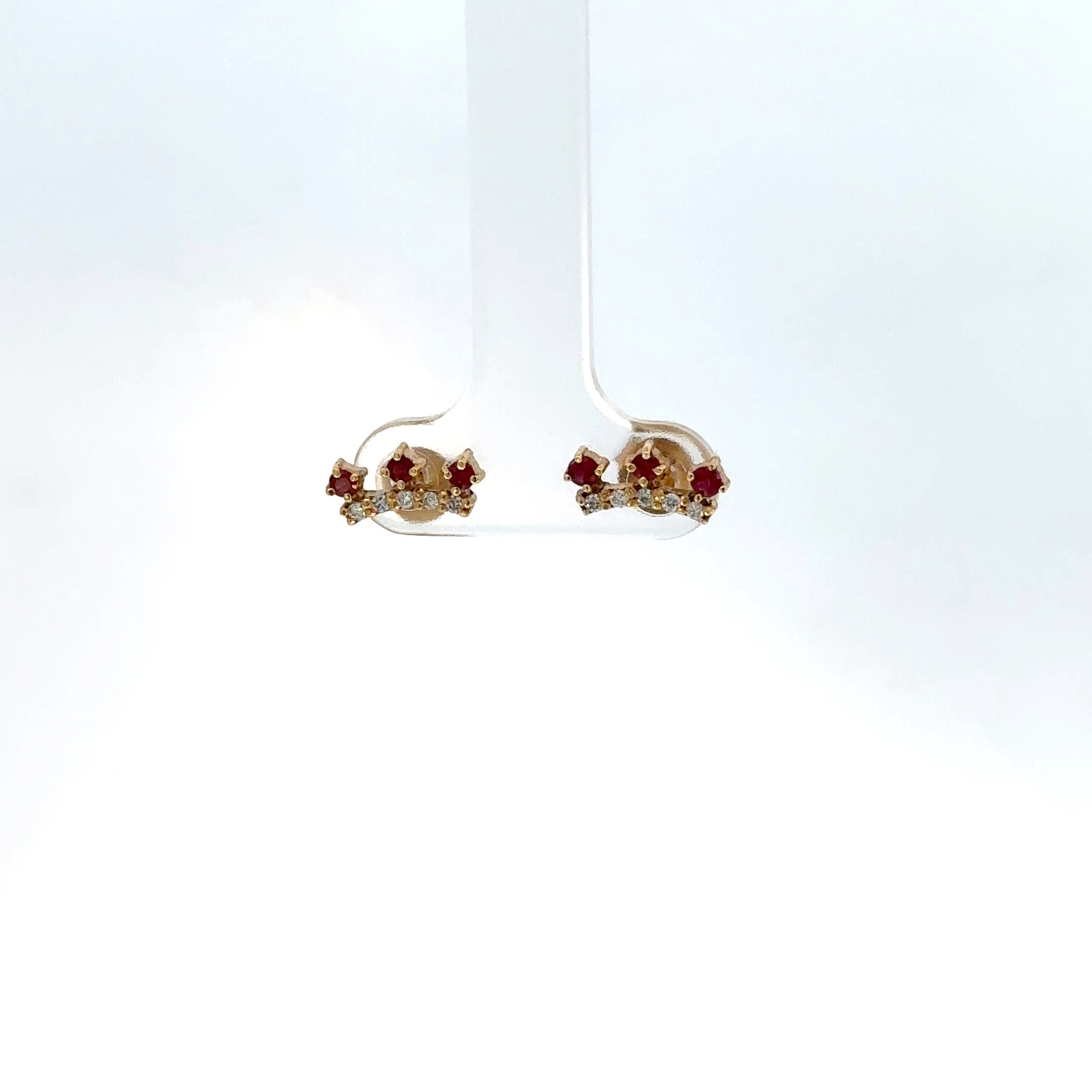 Aretes de Oro Amarillo con Rubí y diamantes