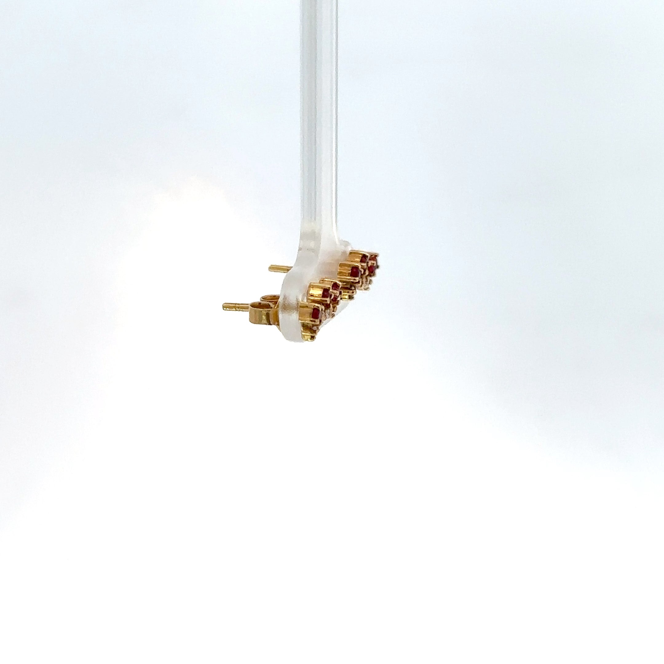 Aretes de Oro Amarillo con Rubí y diamantes