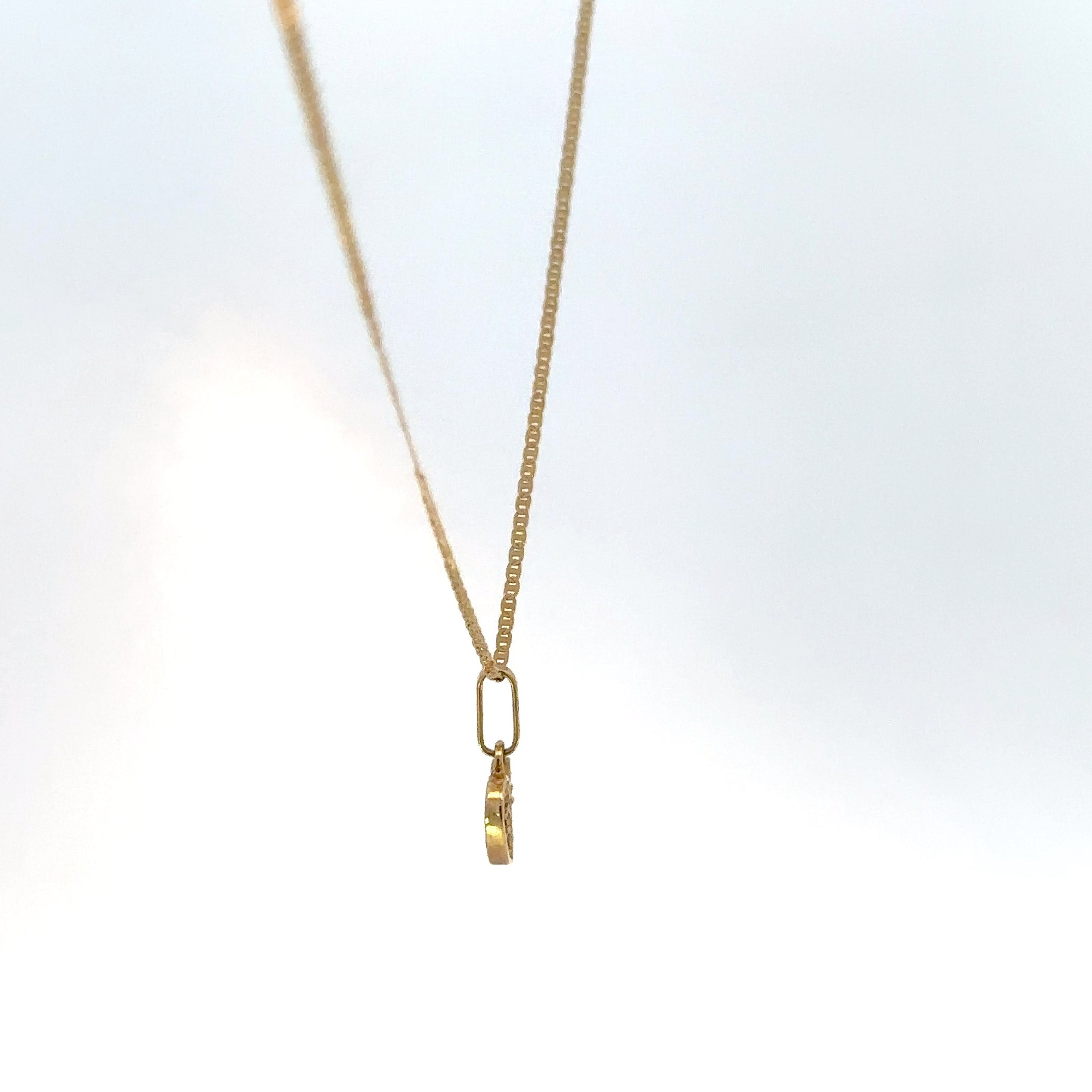 Dije de Corazón en Oro Amarillo y circones