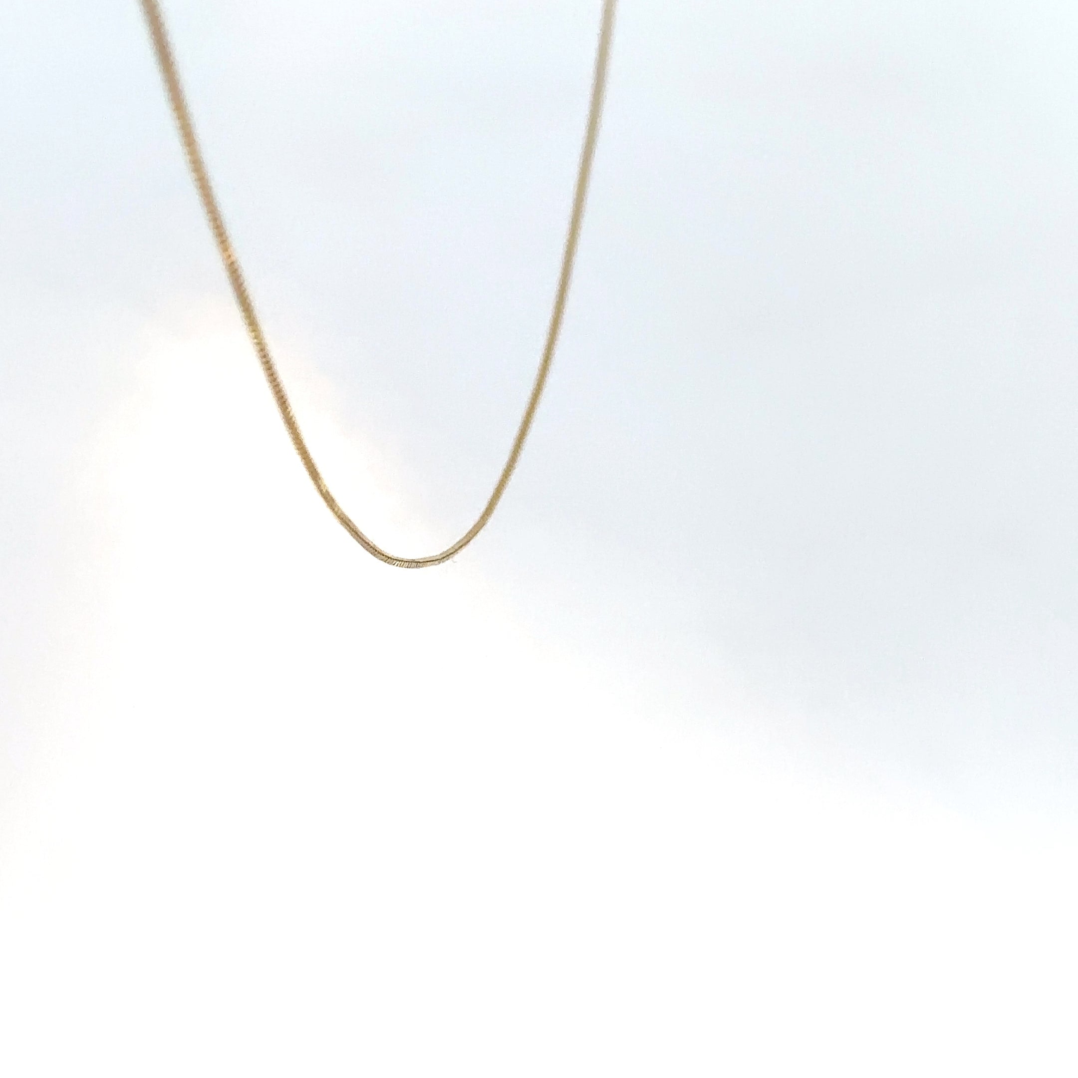 Elegante Cadena de Oro Amarillo