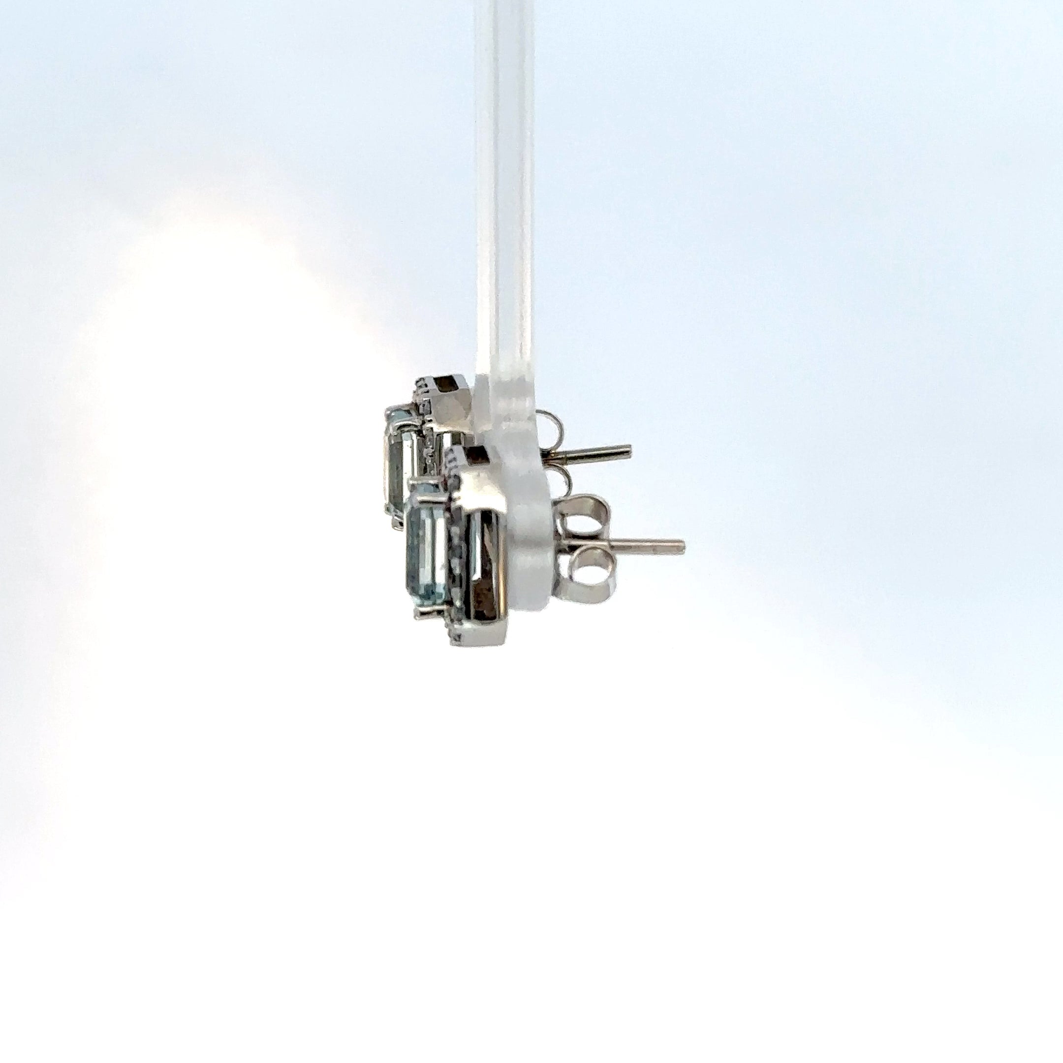 Aretes Aguamarina con diamantes oro blanco