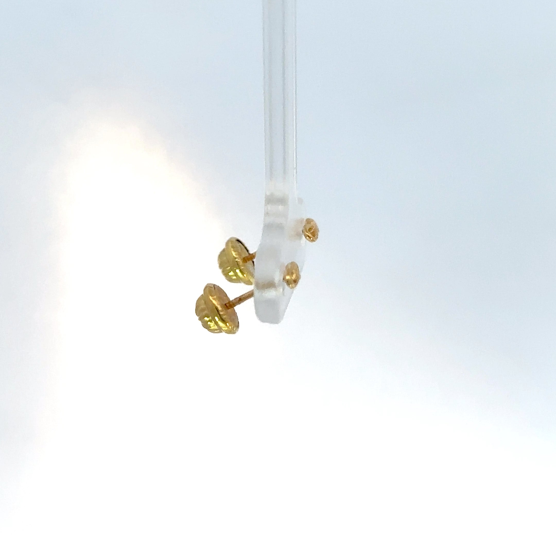 Aretes Infinito en Oro Amarillo