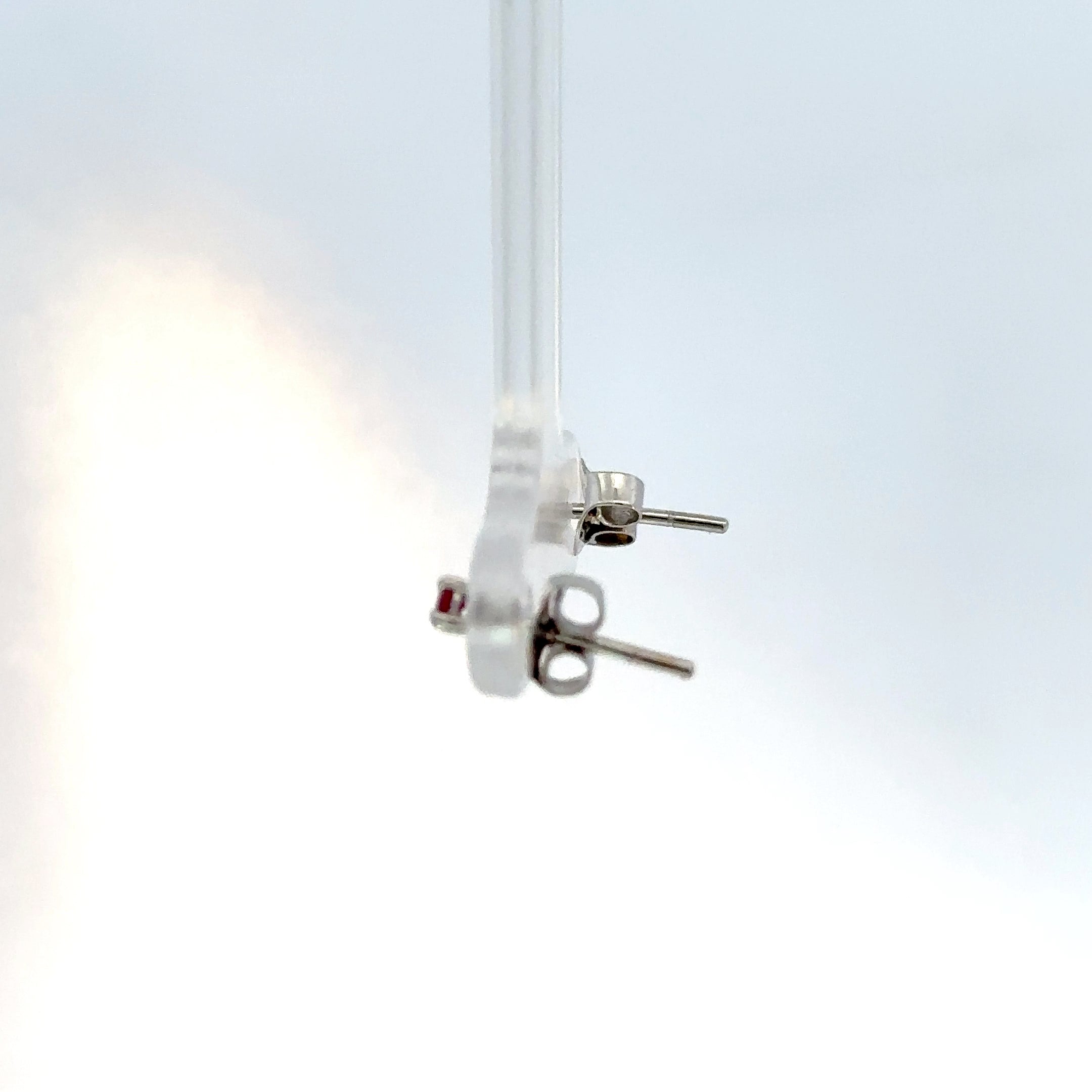 Aretes con Rubies en Oro Amarillo y Oro Blanco