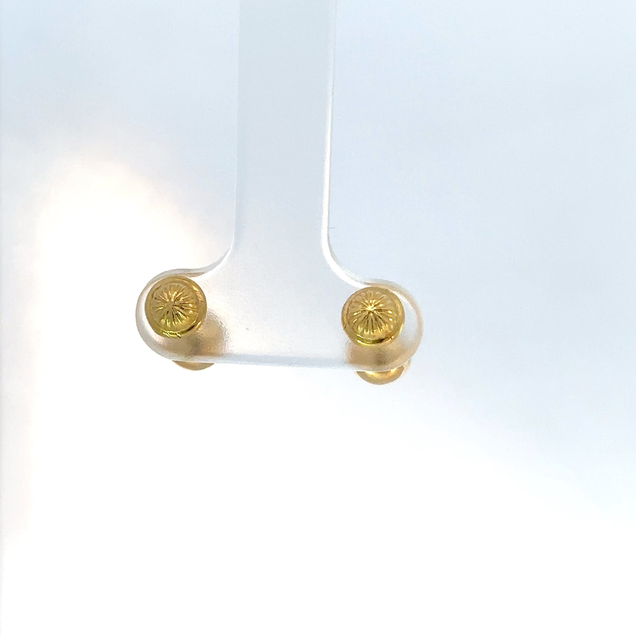 Aretes Bola en Oro Amarillo 8mm