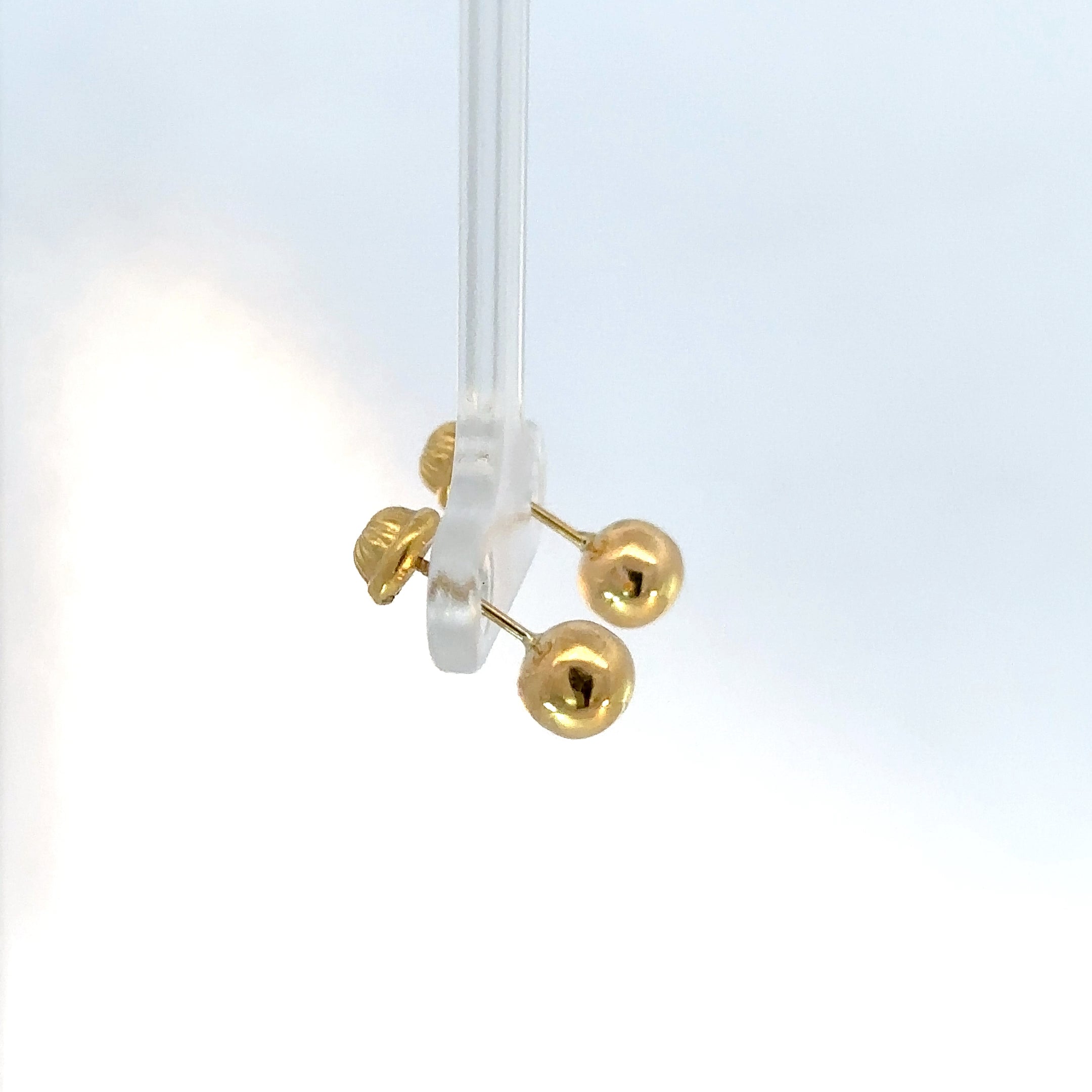 Aretes Bola en Oro Amarillo 8mm