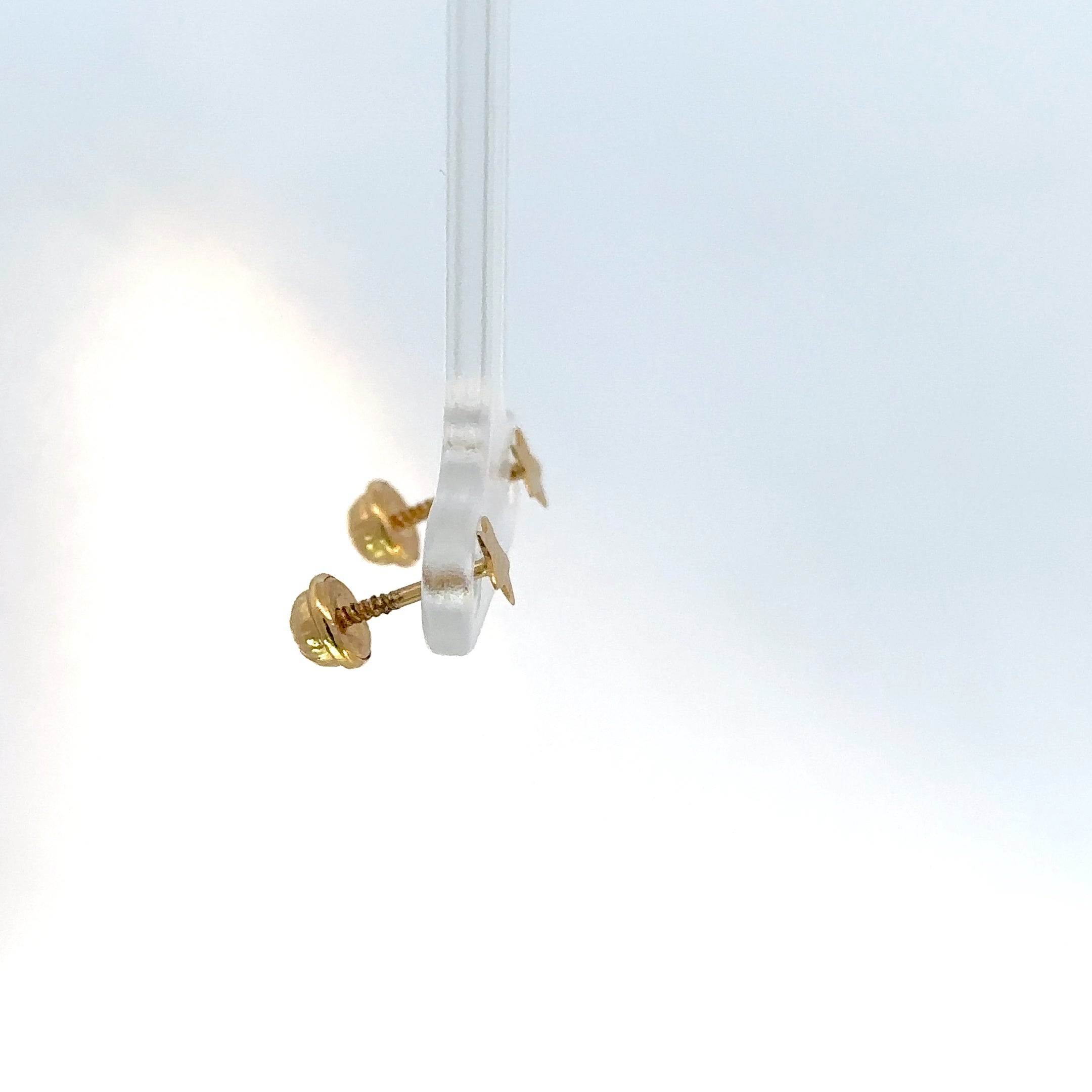 Aretes Estrella en Oro Amarillo