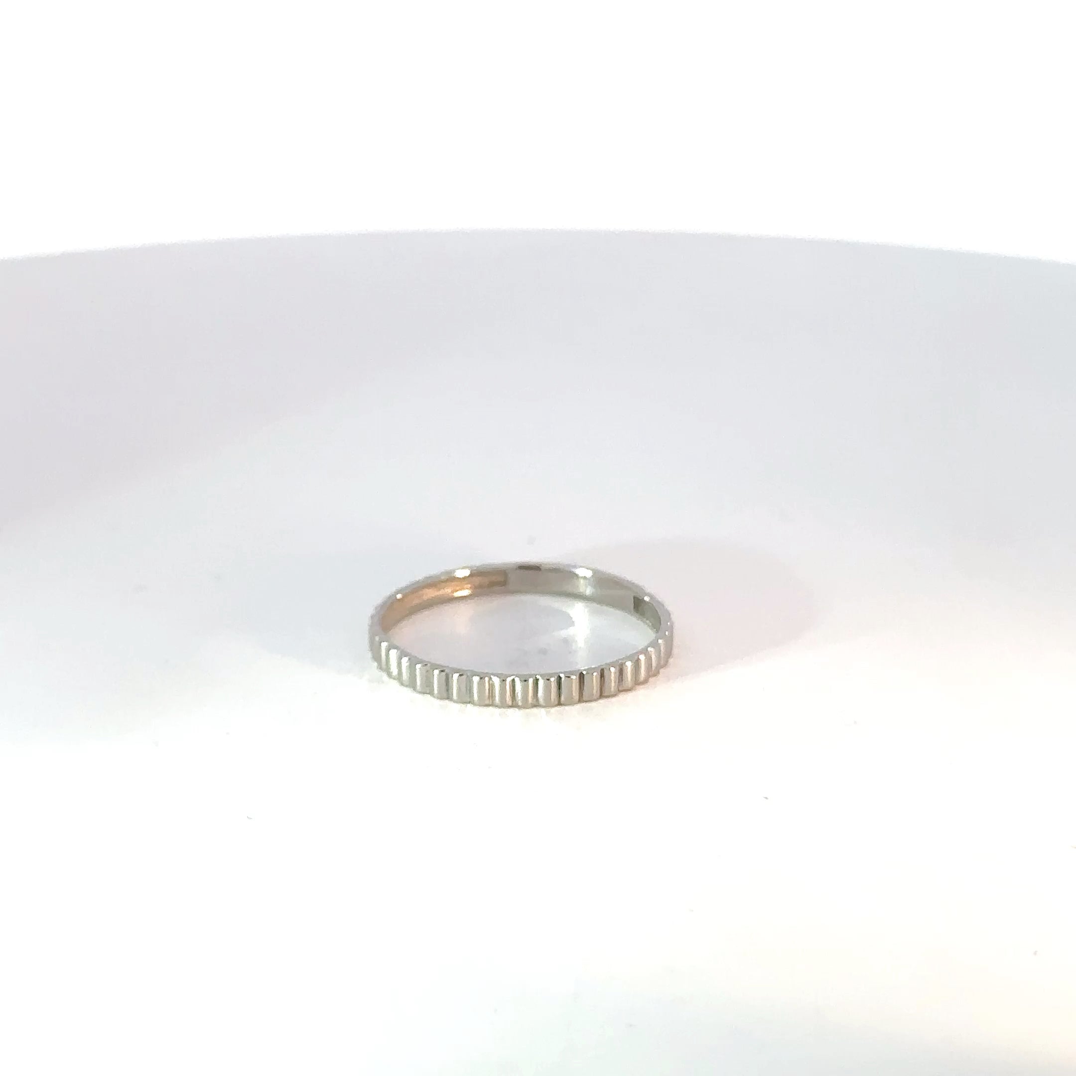 Argolla Floritura alargada