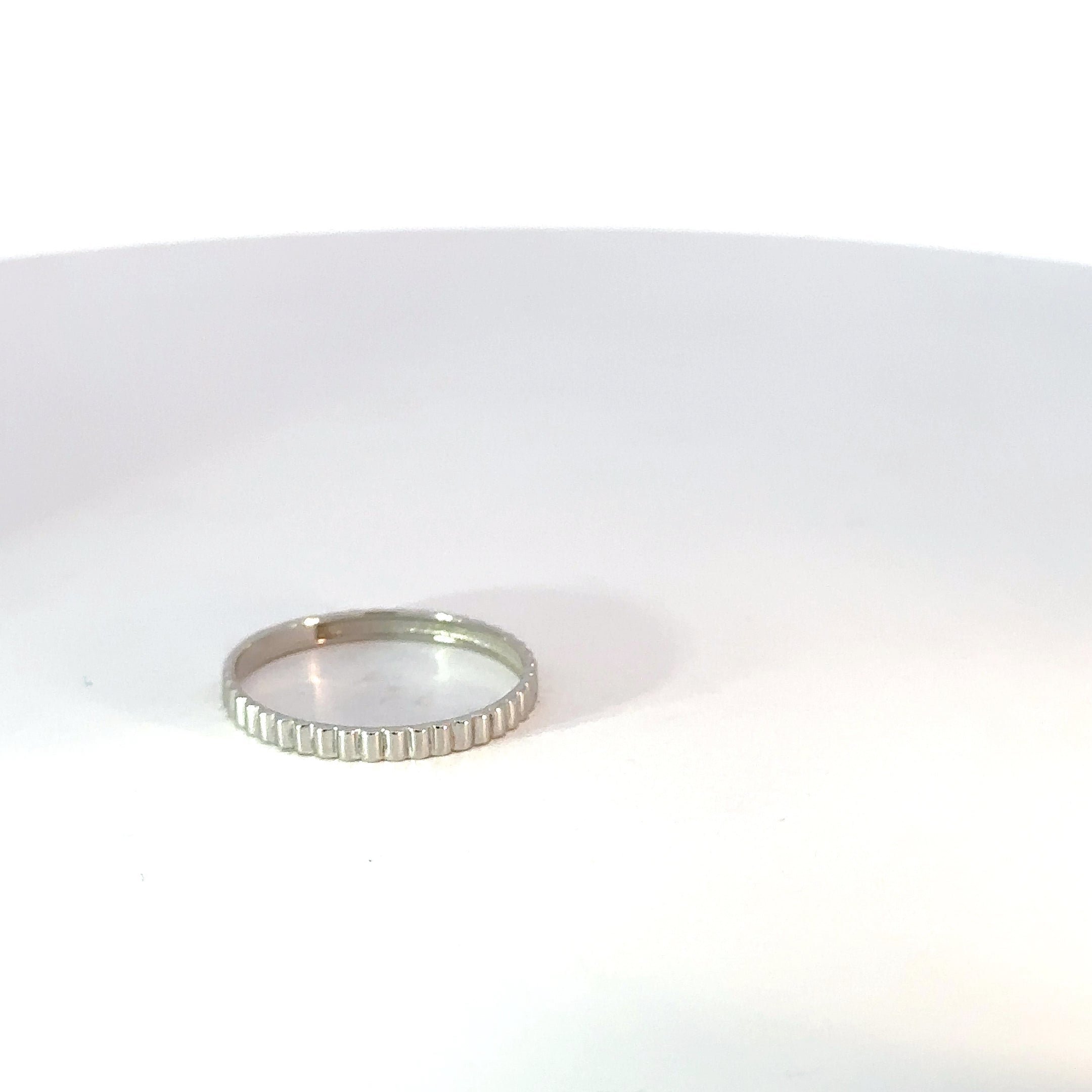 Argolla Floritura alargada