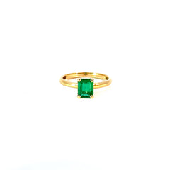 Anillo Solitario en Oro Amarillo con Esmeralda 0.63 ct