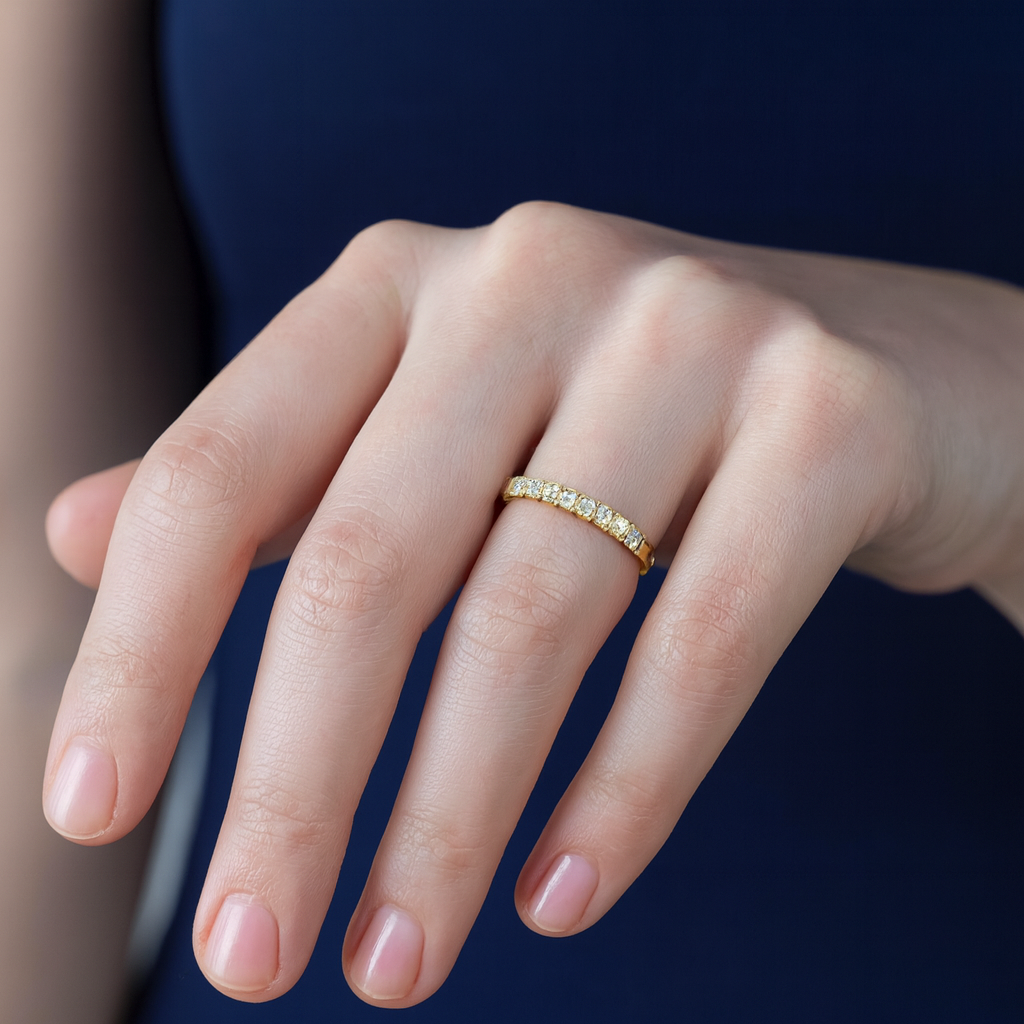 Cintillo oro amarillo diamantes churumbela